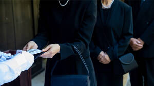 受付でのスマートな対応